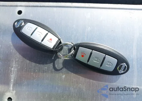 2014 Nissan Pathfinder S z USA, uszkodzony, nr VIN 5N1AR2MM0EC697366